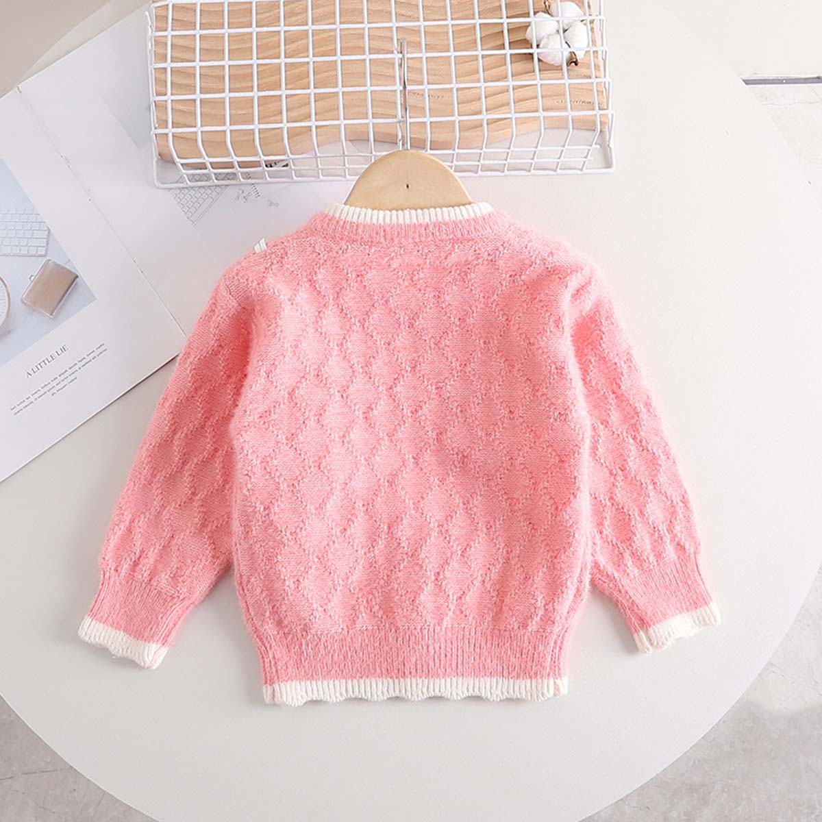 Girls Sweater Thickened Autumn and Winter Cartoon Pocket Rabbit Coat Baby Girl Cute Tops Western Style Sweater Cardigan