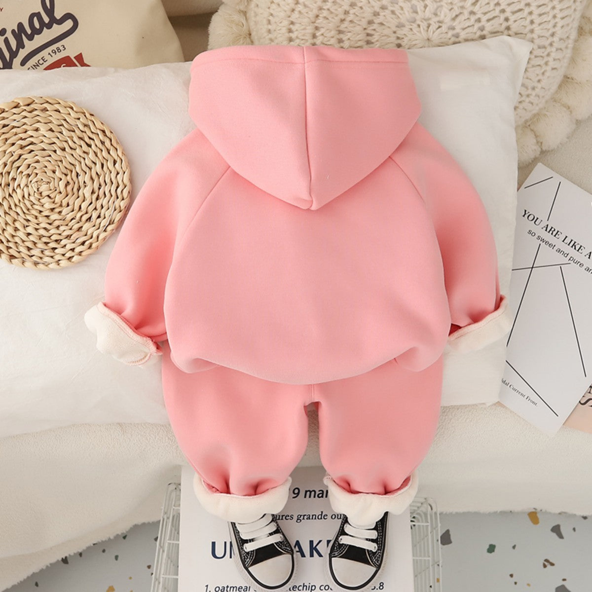 Girls cute suit autumn and winter style girls sweatshirt sweatpants casual two-piece suit children's winter style