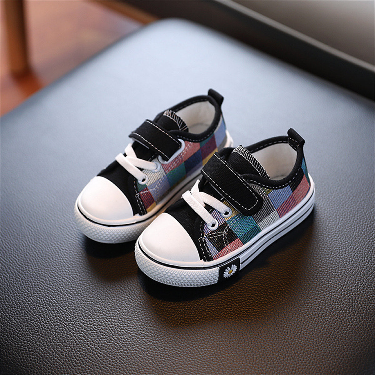 Children's and boys' spring and autumn British style color matching knitted non-slip Velcro low-top canvas shoes