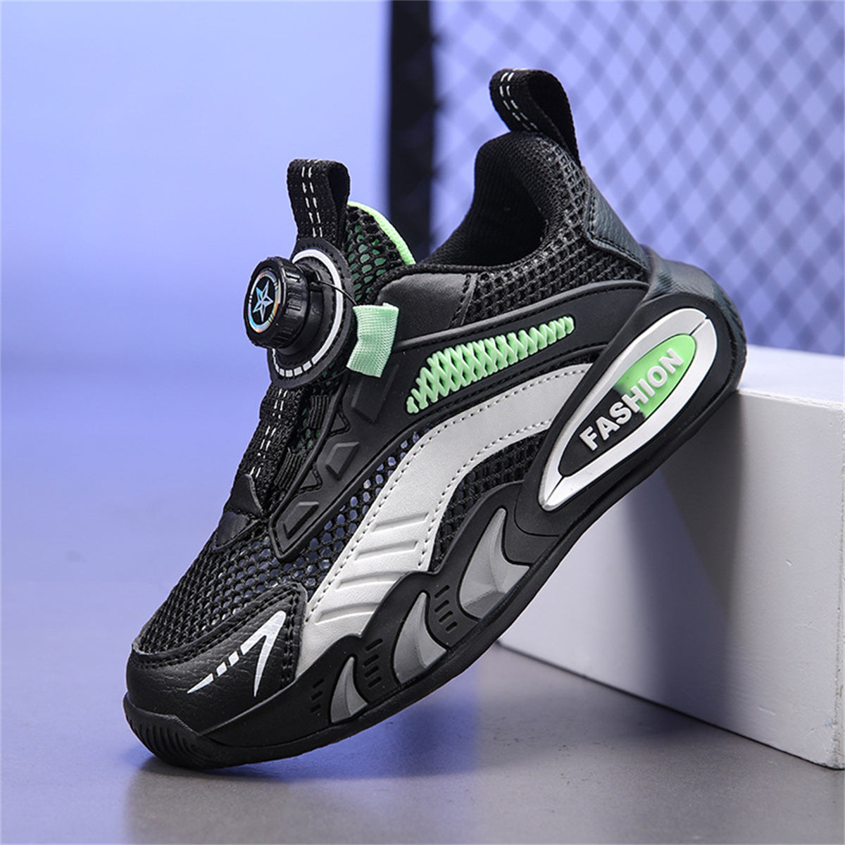 Big boy's color matching design hollow mesh breathable soft sole running sneakers