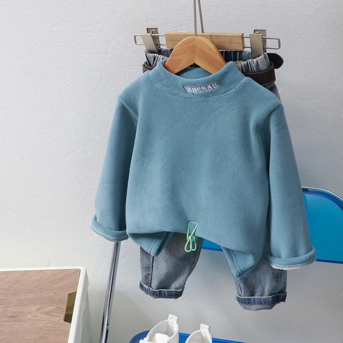 Children's winter fleece tops with medium to high collar for warmth