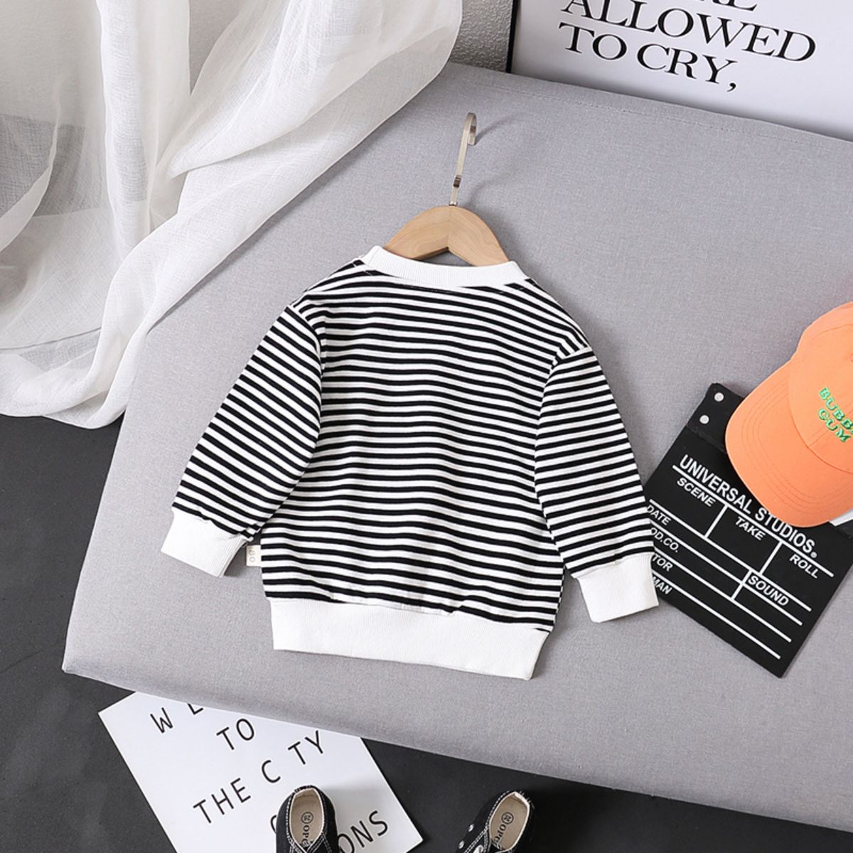 Boys' sweatshirts new autumn styles for children and babies cartoon autumn clothes for girls long-sleeved T-shirts children's striped tops