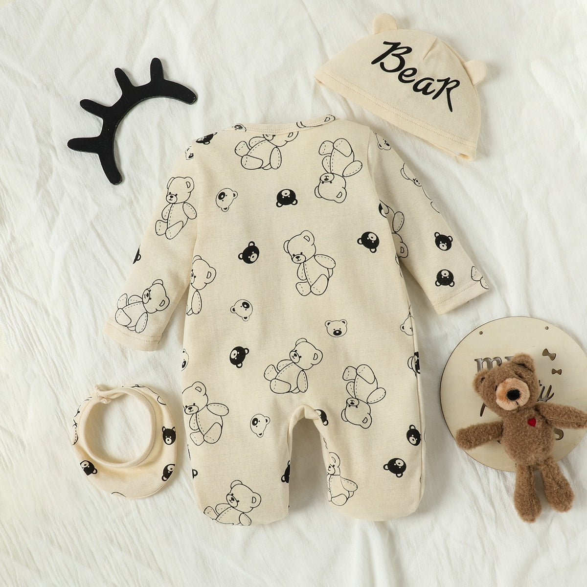 Baby Animal Printed  Long-sleeved Long-leg Romper with Bib & Hat