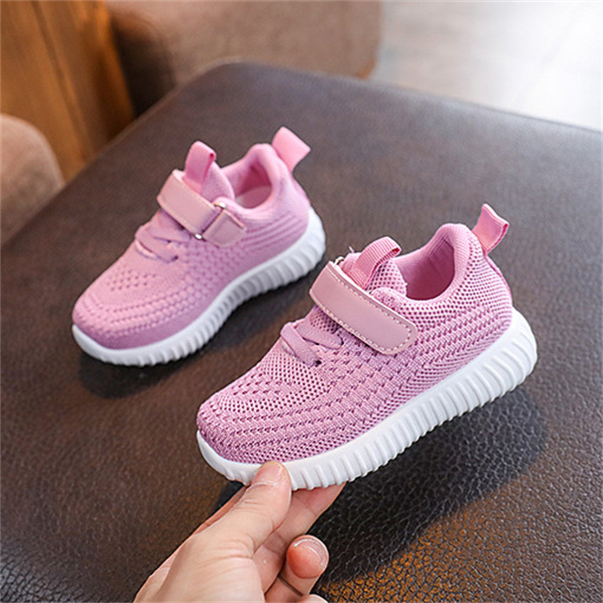 Children's and boys' solid color simple style flying woven sports shoes