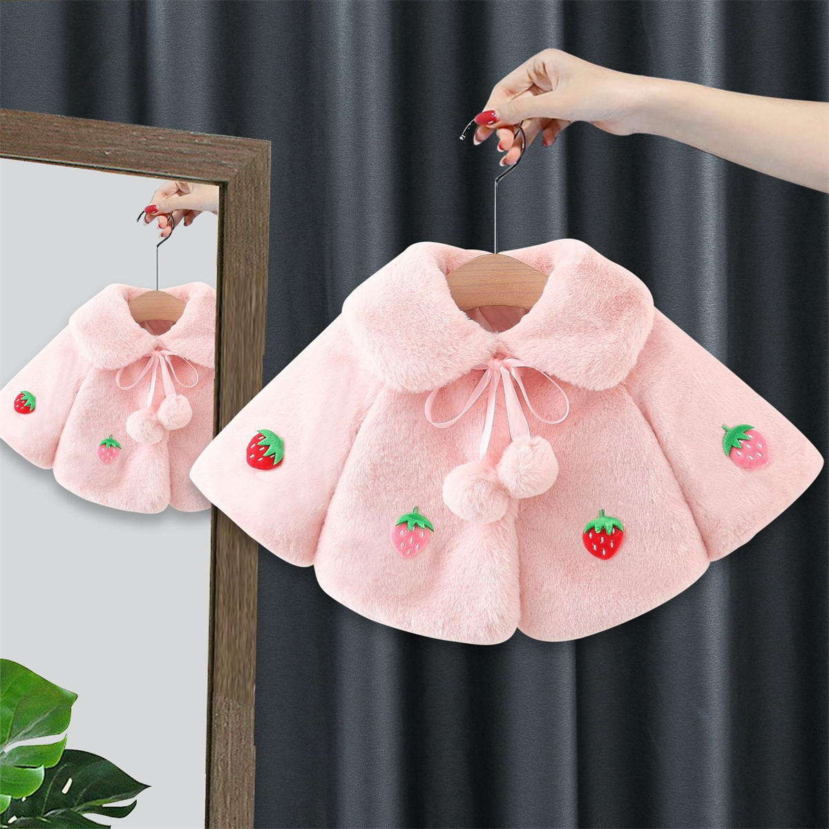 Baby girl autumn and winter thick strawberry cape