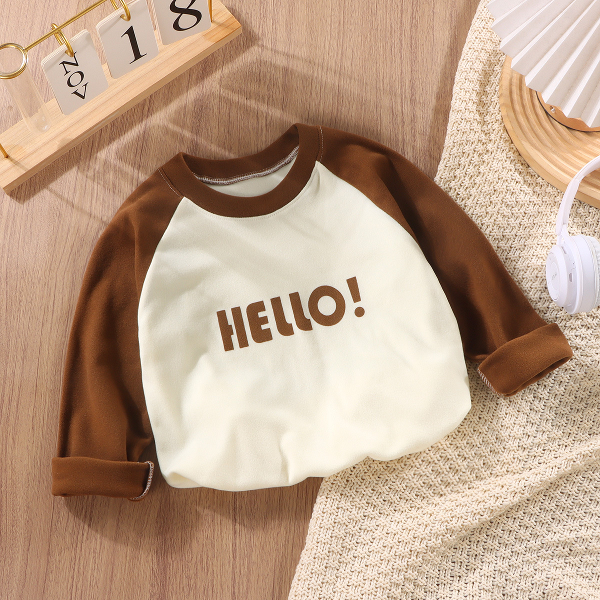 Baby casual long-sleeved T-shirts for toddlers and girls