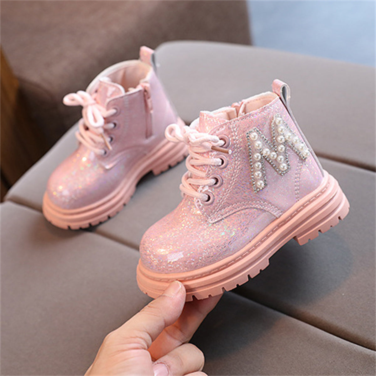 Little girls cool style letter pearl style autumn and winter leisure ladies waterproof Martin boots