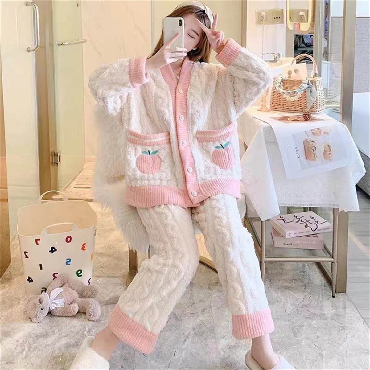 Peach Coral Velvet Padded and Thickened Pajama Set