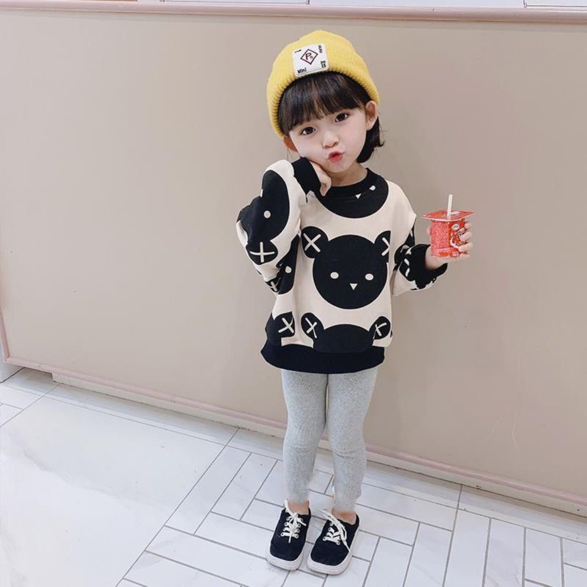 Girls Spring and Autumn Sweater New Style Children's Long Sleeve Bear Small and Medium Children Two-piece Cartoon Suit