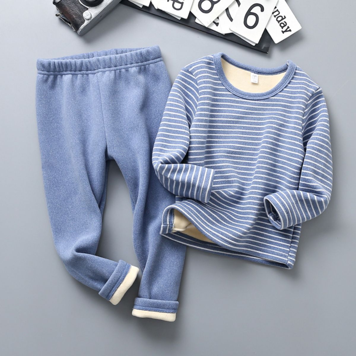 Autumn and winter children's velvet thickened striped pajamas home clothes