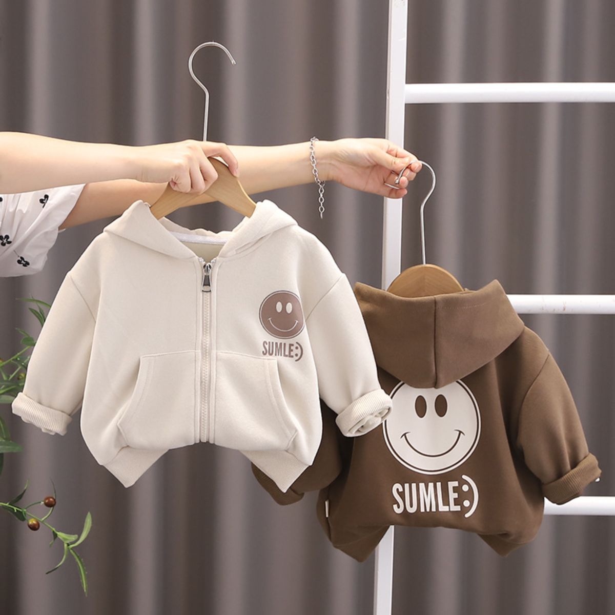 Boys' coats, new styles for spring and autumn, hooded cardigans, boys' early autumn clothes, sweatshirts, baby clothes