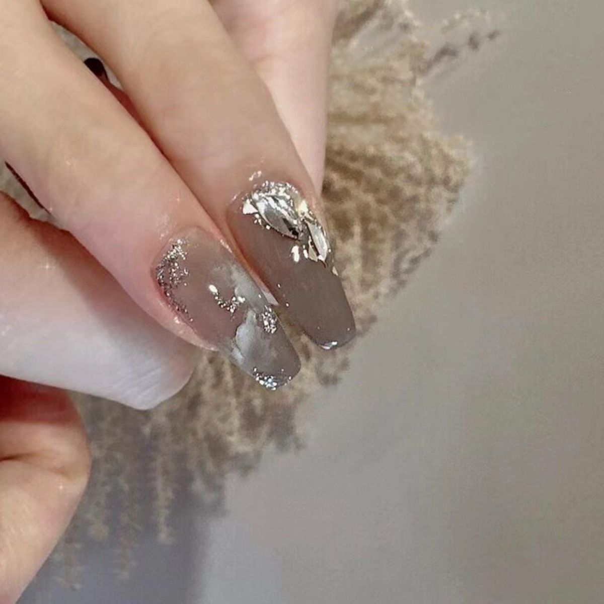 Light grey nail art for parties