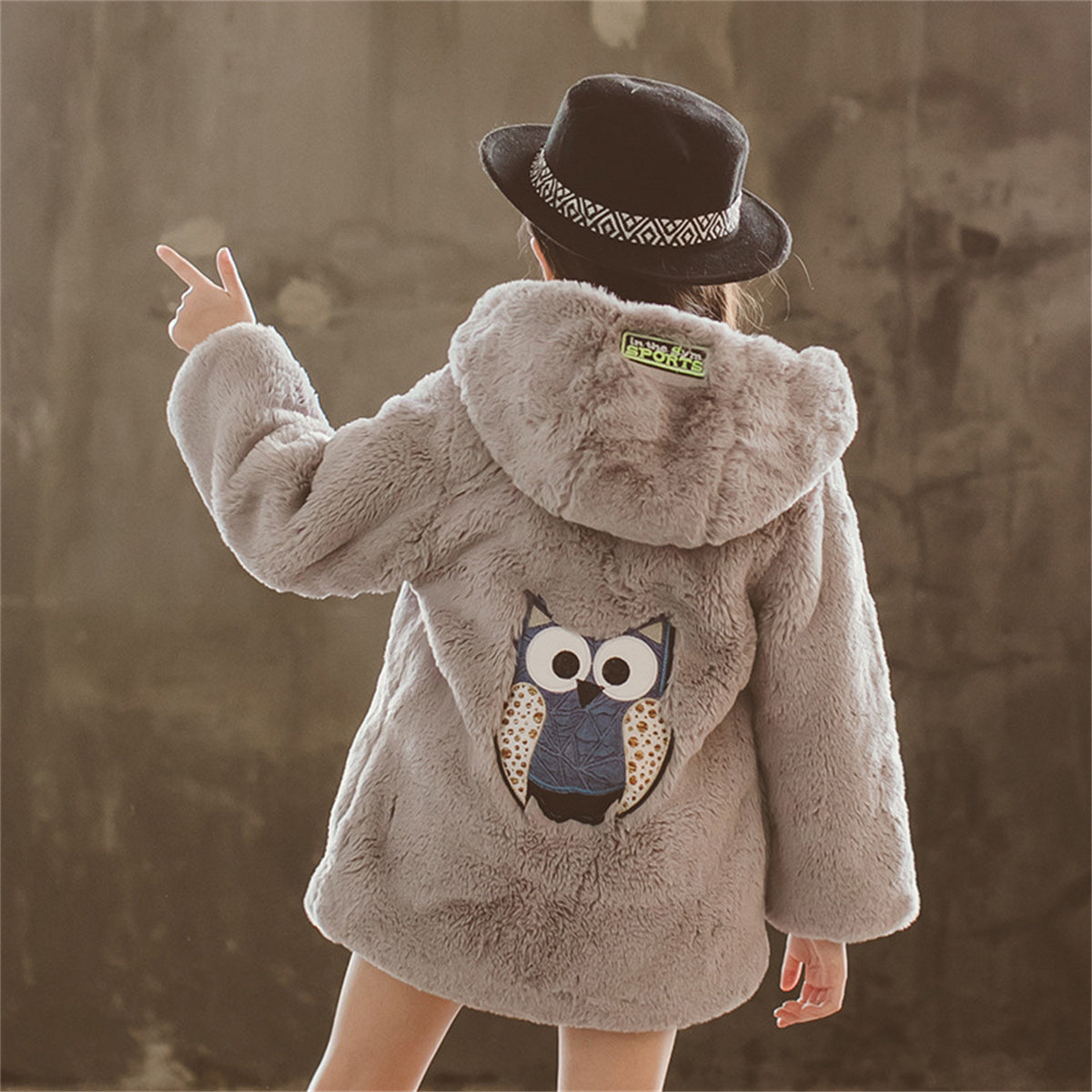 Children's thickened velvet winter coat for middle and large children autumn and winter fashion coat