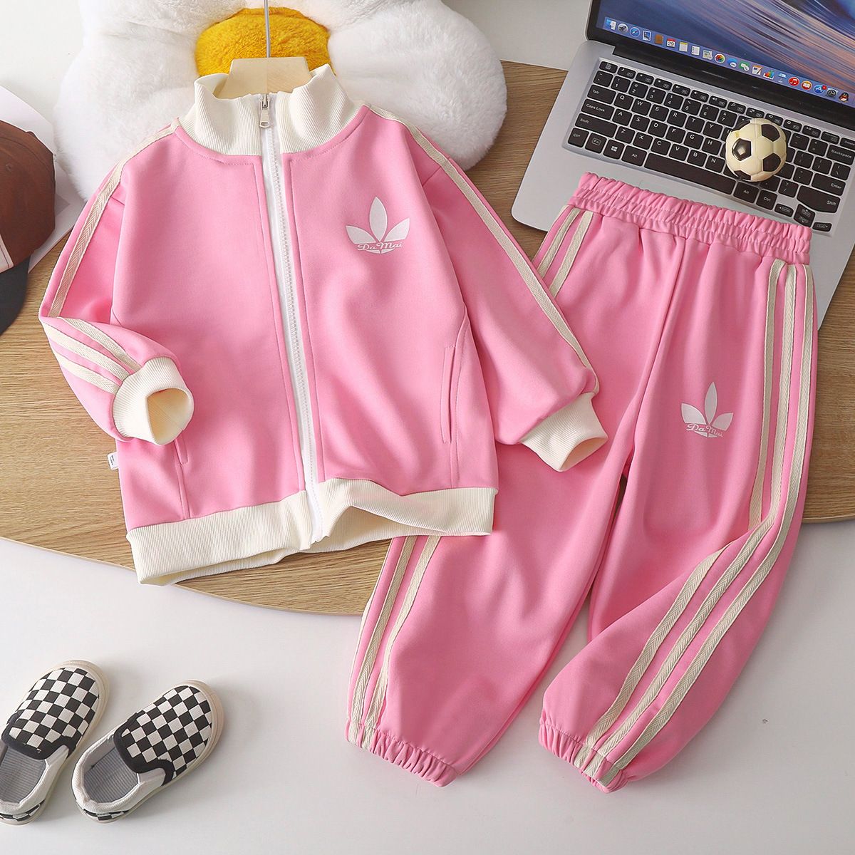 Children's sportswear suits new boys and girls cardigan casual sweater two-piece suits small and medium children's clothes