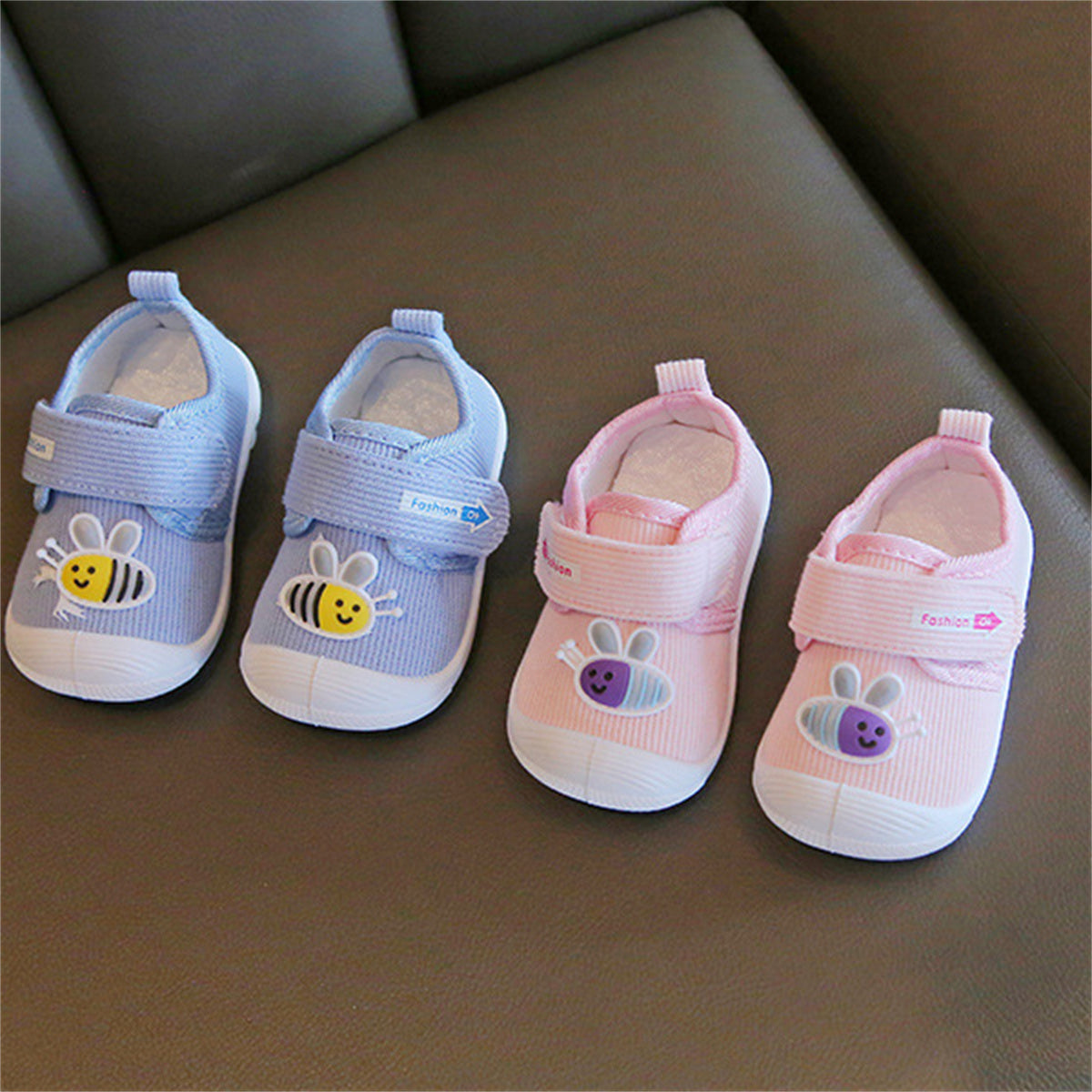 Baby and child horizontal line bee cartoon style non-slip soft sole casual shoes