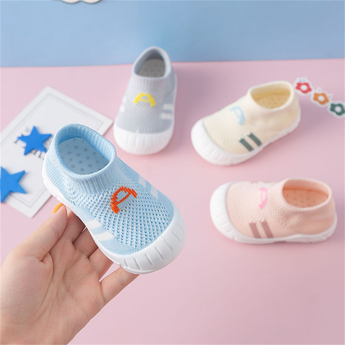 Baby and child spring and autumn lightweight anti-drop soft sole non-slip casual shoes