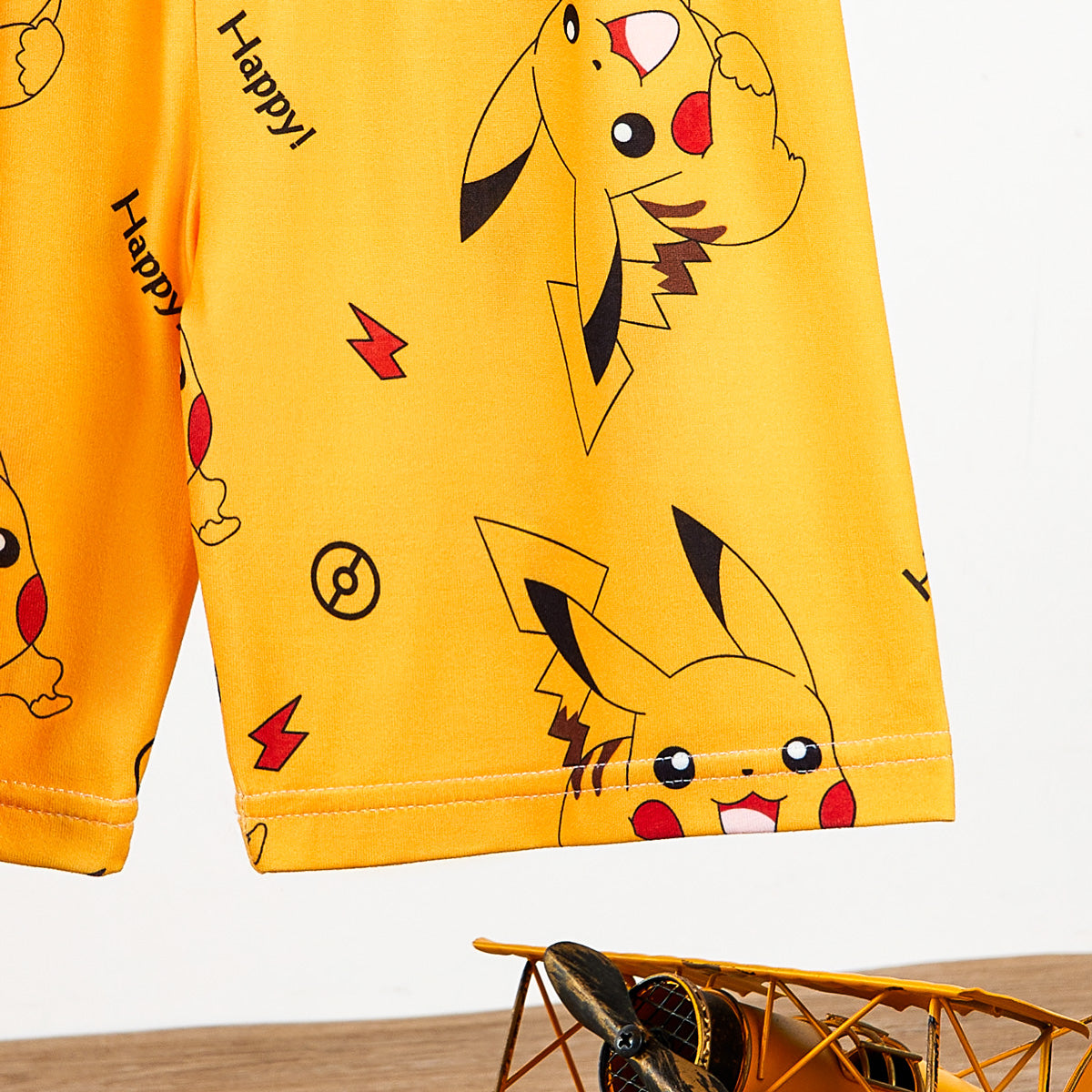 Yellow Pikachu children's pajamas summer short-sleeved thin section medium and large children's little boy teenager home clothes