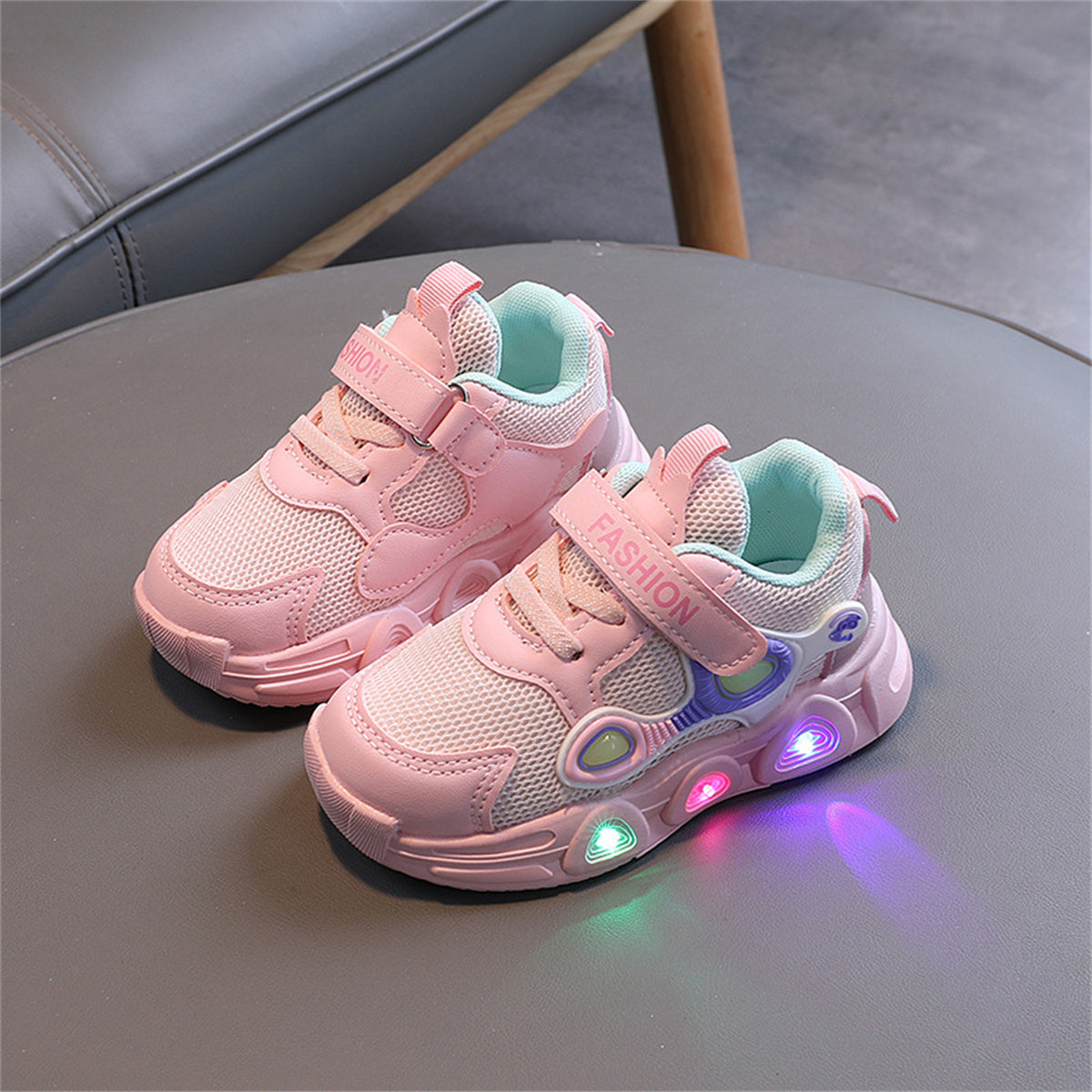 Children's mesh breathable soft bottom non-slip luminous sports running shoes casual toddler shoes