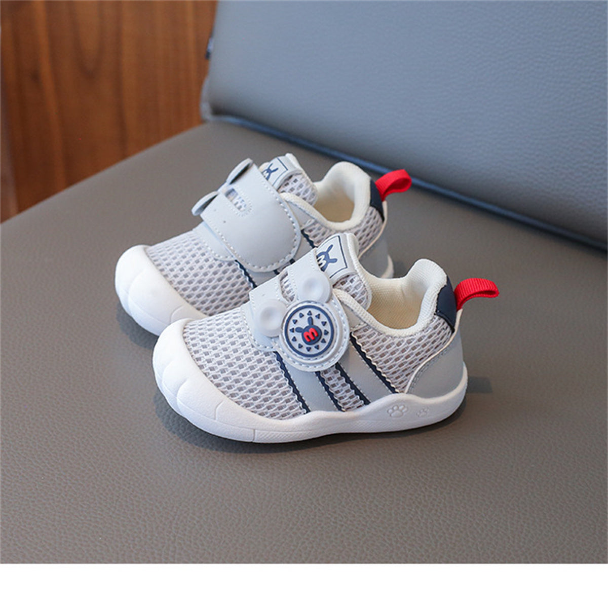 Children's spring and autumn bear breathable lightweight non-slip toddler shoes for boys and girls