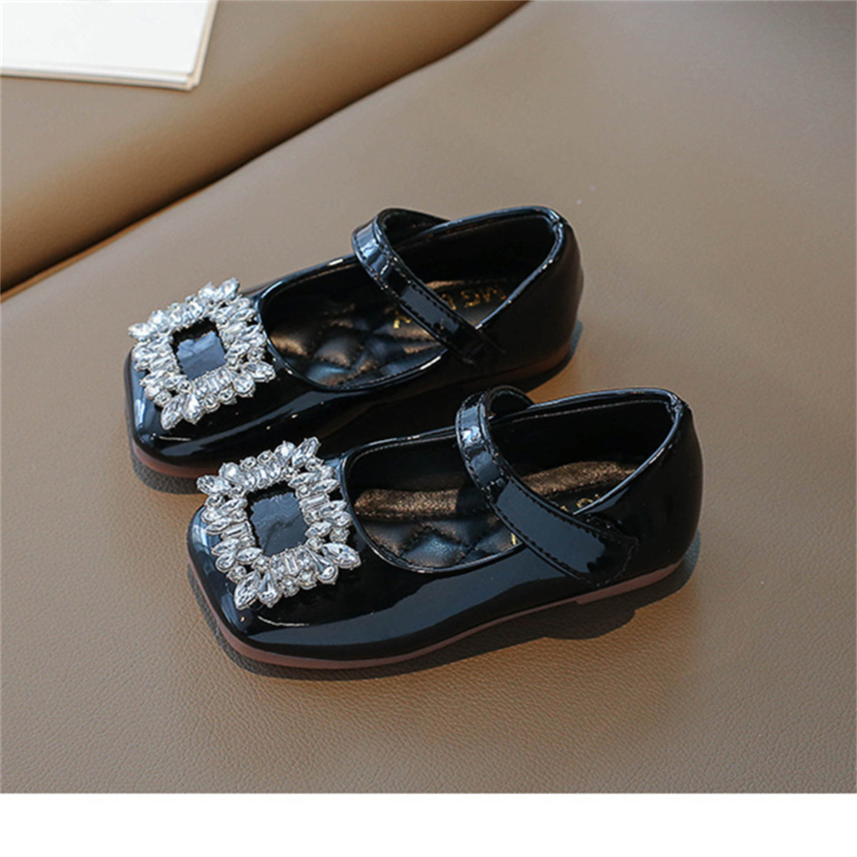 Children's girls retro princess feng shui diamond square buckle soft bottom breathable flat leather shoes