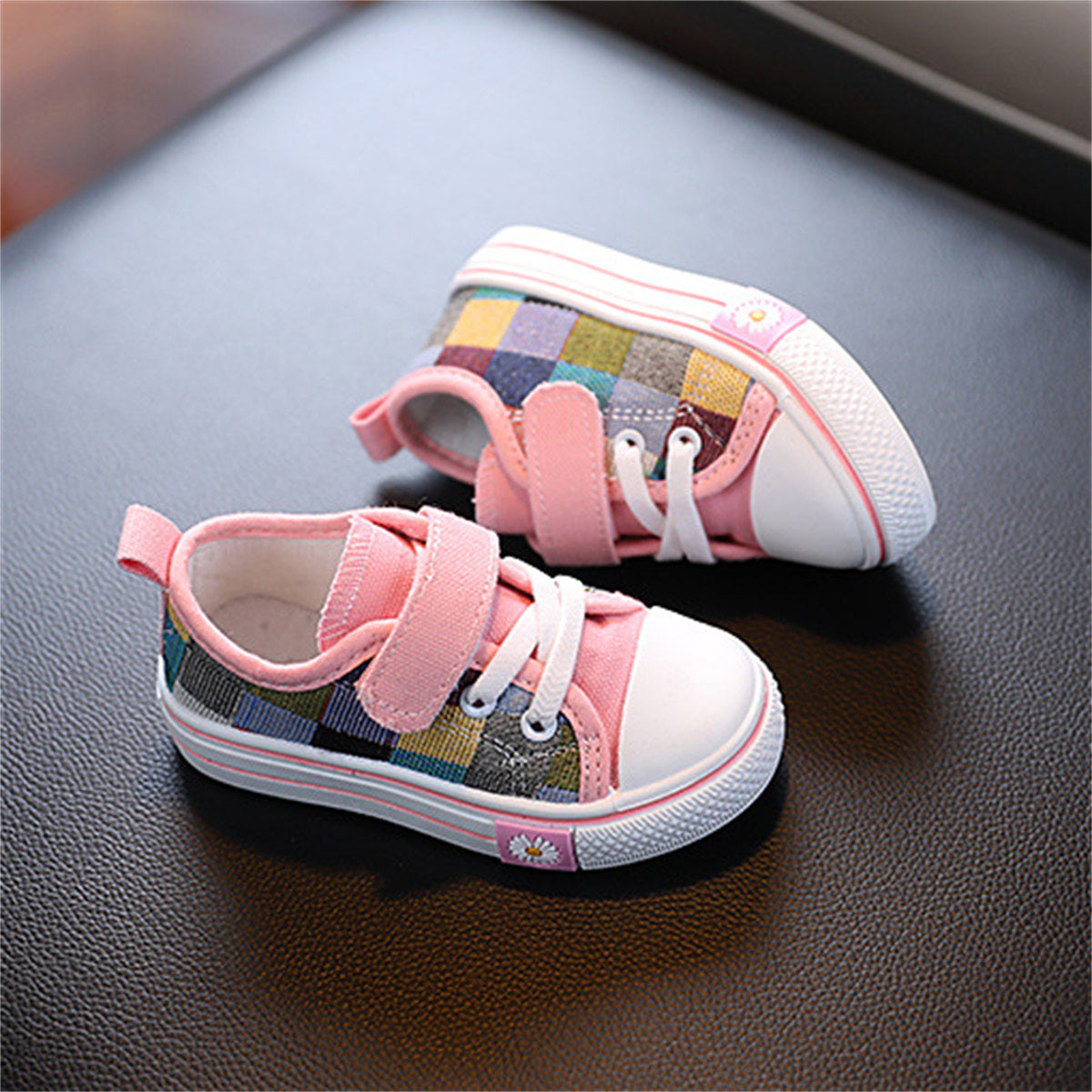 Children's and boys' spring and autumn British style color matching knitted non-slip Velcro low-top canvas shoes