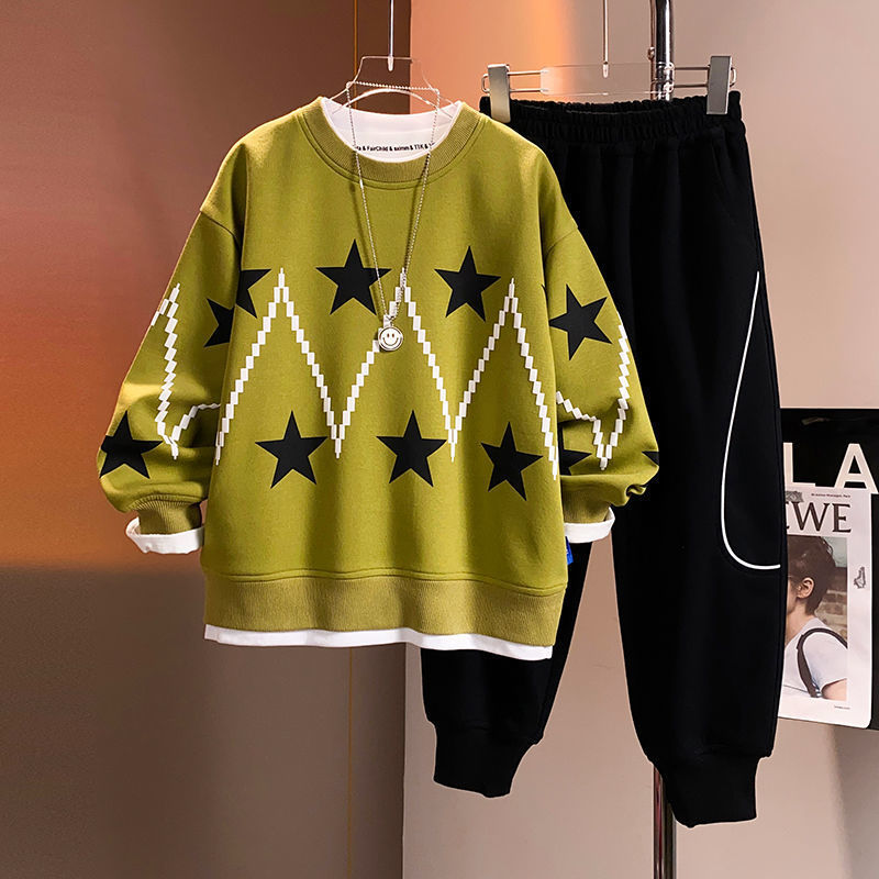 Boys two-piece sweatshirt and sweatpants fashionable sports suit for middle and large children