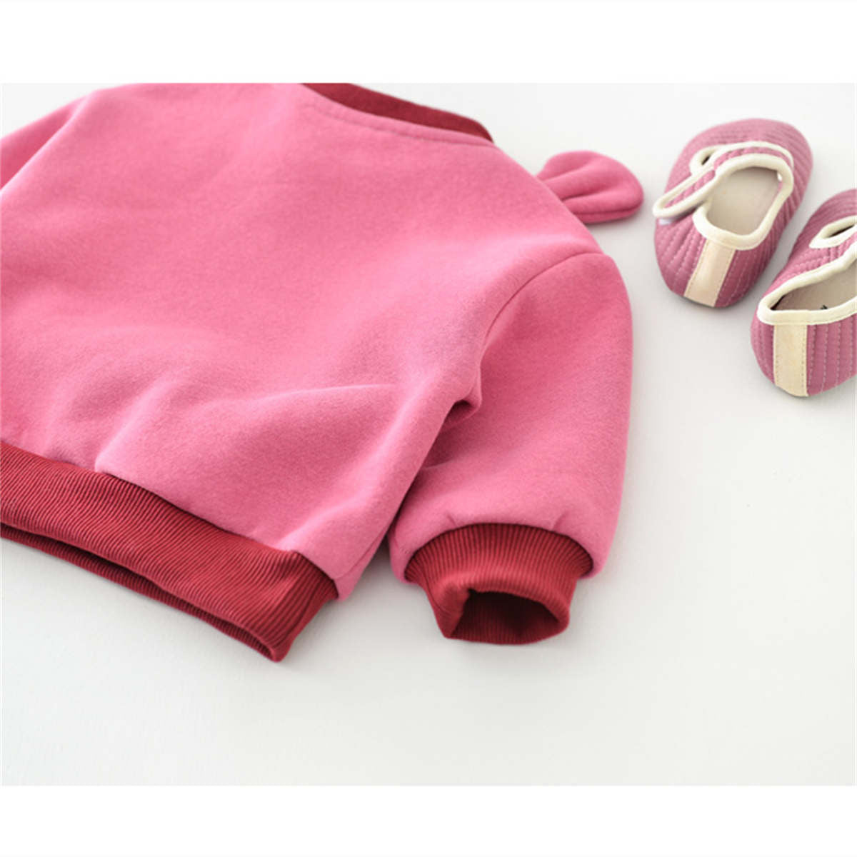 Spring and Autumn Girls Strawberry Bear Sweater Two-Piece Set