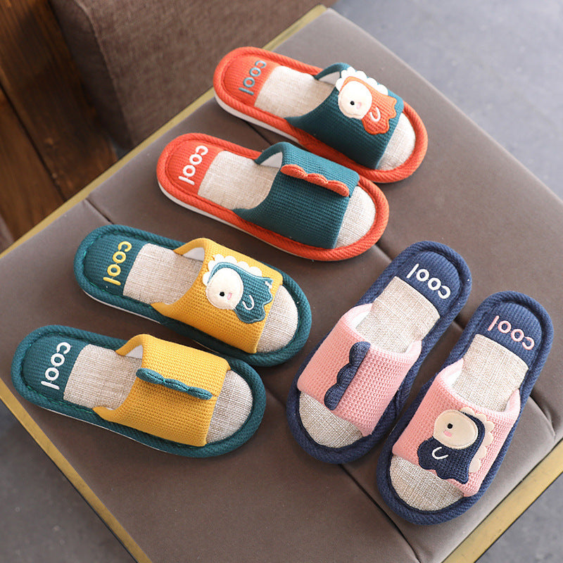 Middle and large boys autumn and winter cute dinosaur pattern leisure home breathable cotton slippers