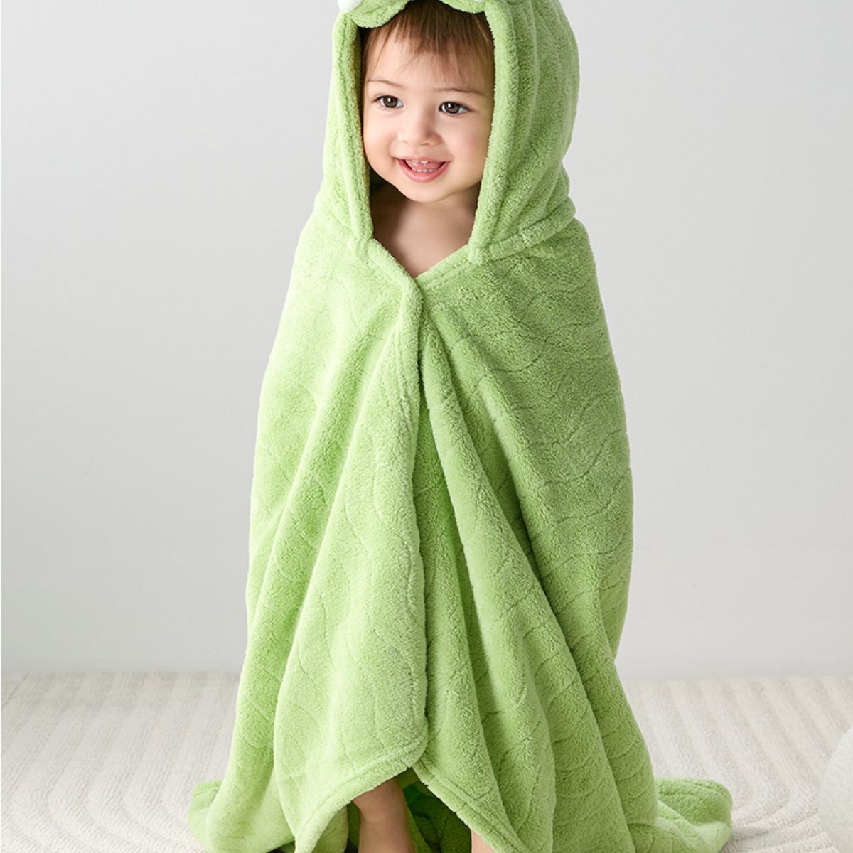 Children's bathrobe coral fleece baby bathrobe sand children's bath towel