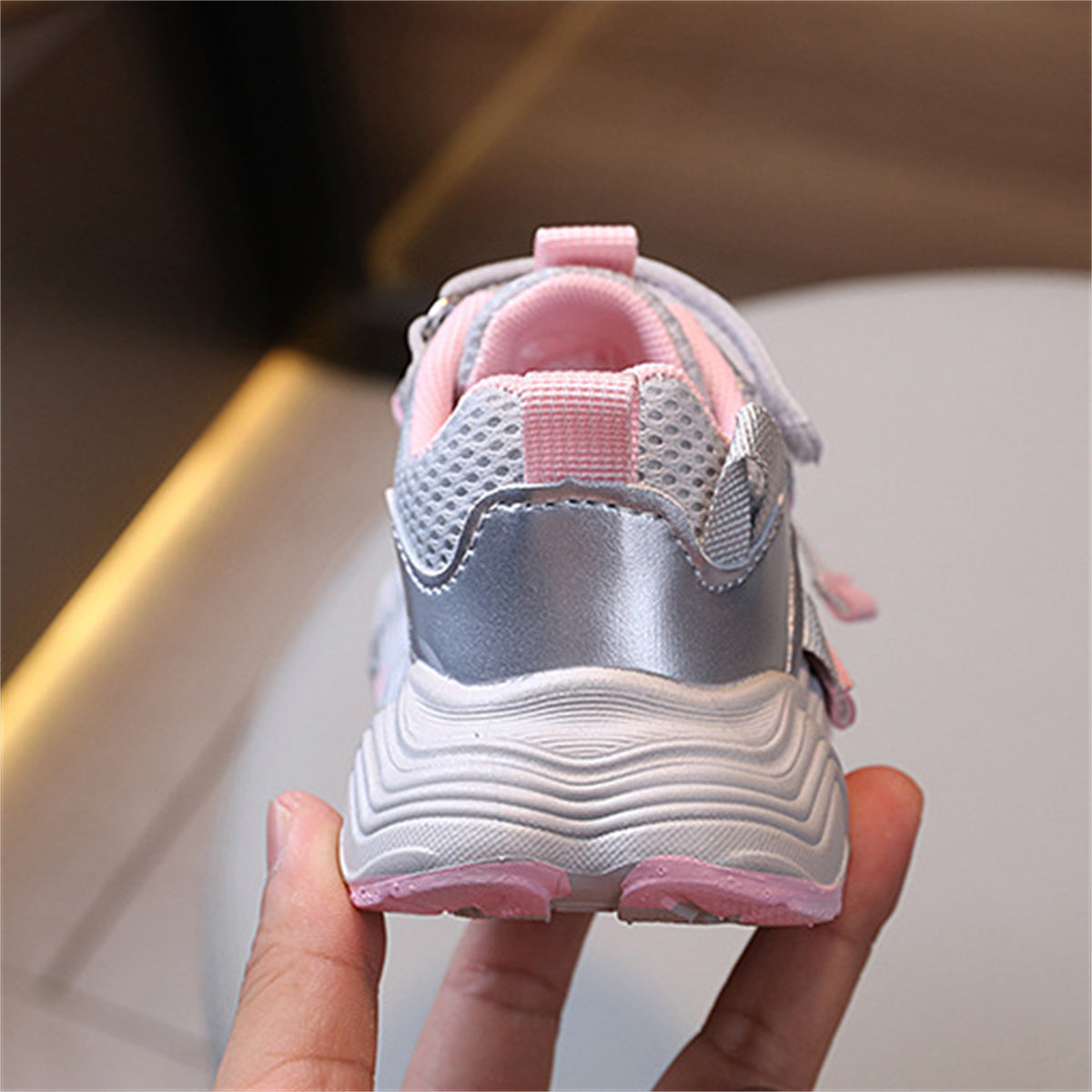 Girls' silver pink shiny temperament soft sole breathable and comfortable sports shoes