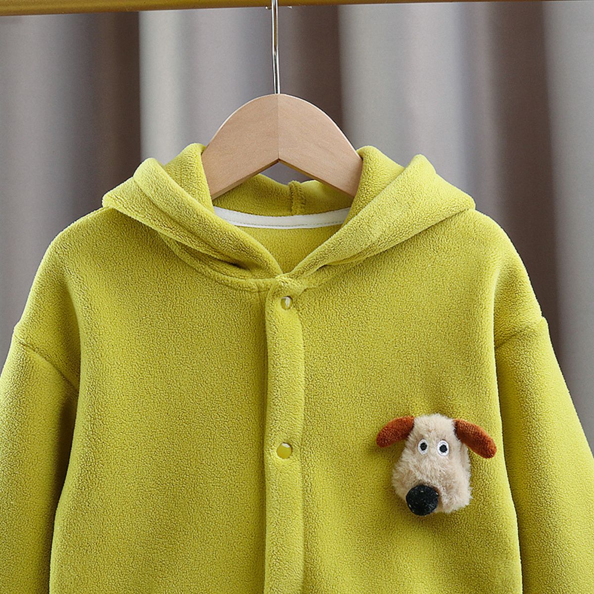 Children&#39;s winter clothing double-sided velvet cartoon hooded long-sleeved jacket