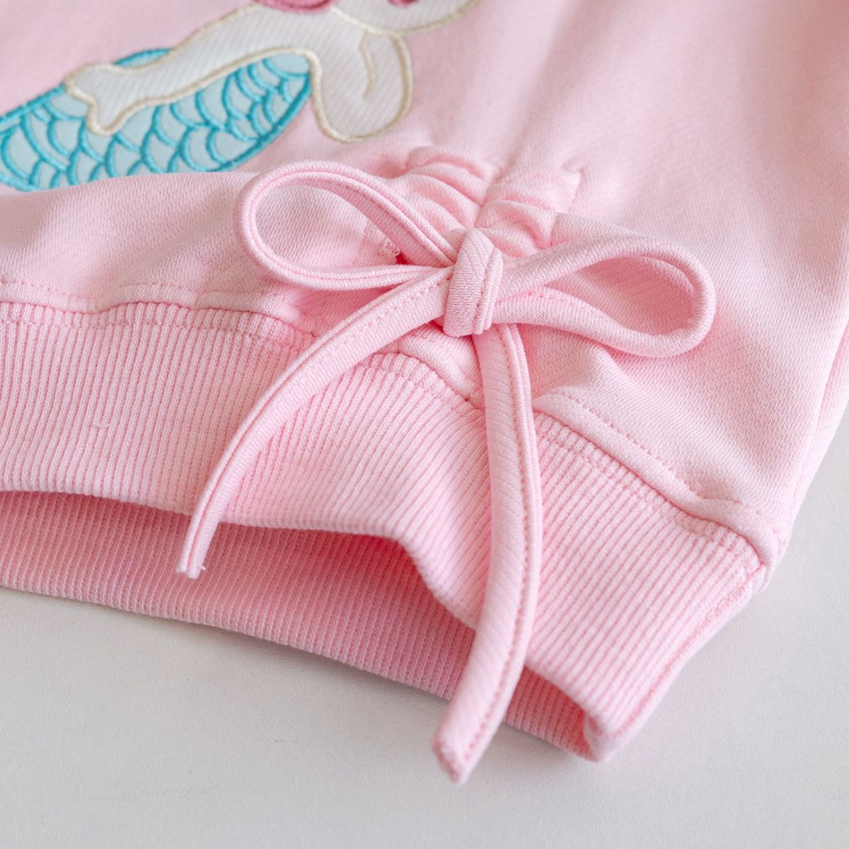 Girls sweet sweater autumn new style little girl spring and autumn mermaid cotton long-sleeved children's casual cartoon top