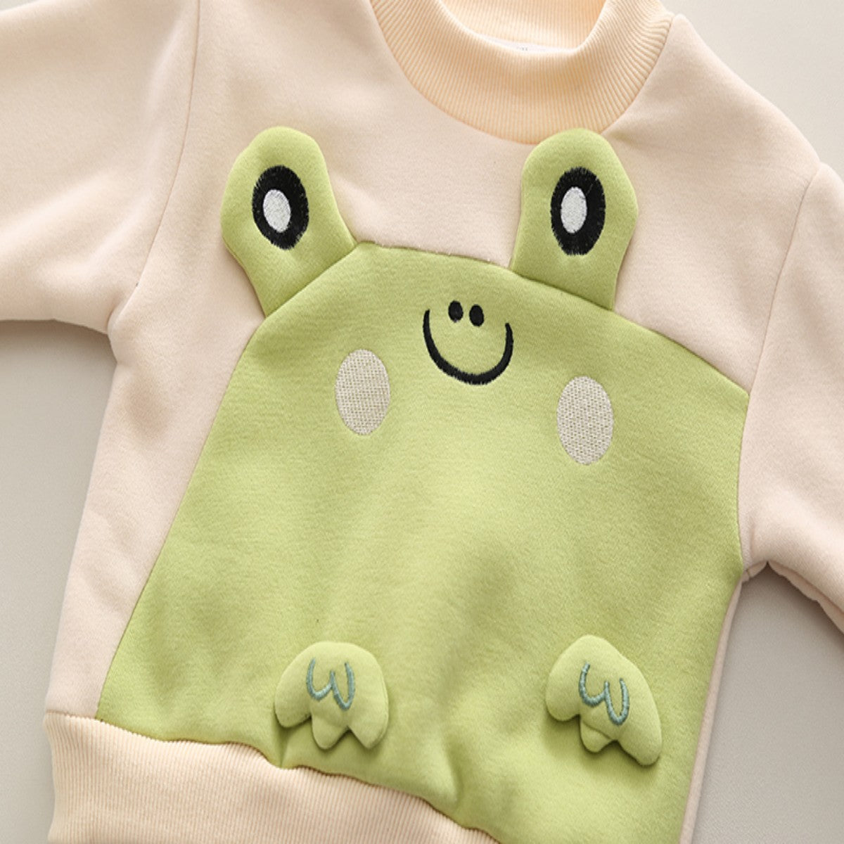 Boys autumn and winter clothes plus velvet thickened stylish suit children baby cartoon winter clothes frog sweater two-piece suit