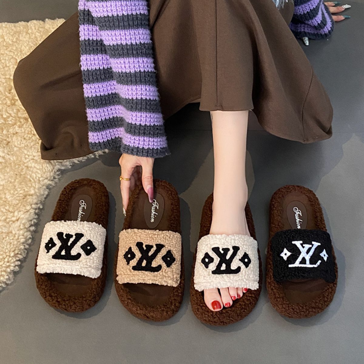 Versatile retro comfortable stylish fur slippers