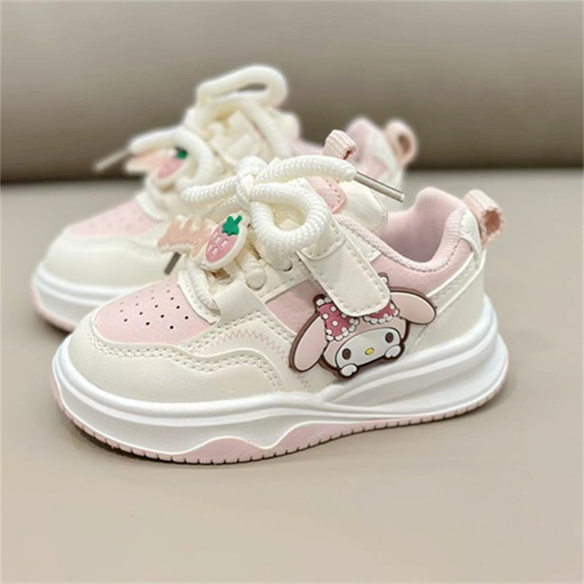 Children's and girls' spring and autumn Sanrio cute pattern soft sole breathable non-stuffy low-top sneakers