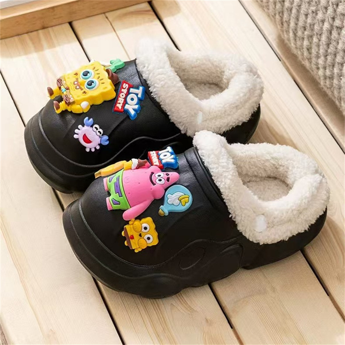 Children's autumn and winter boys and girls' SpongeBob SquarePants plush warm furry shoes non-slip soft bottom closed toe cotton slippers