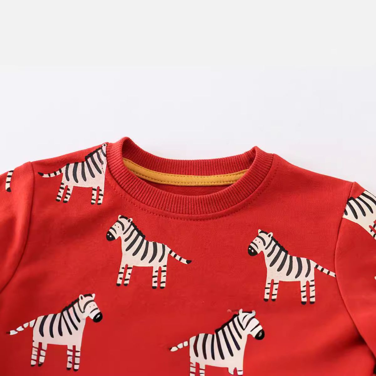 Autumn and winter cotton long-sleeved boys and girls sweatshirt