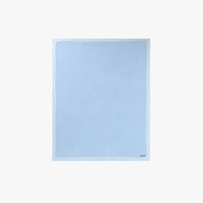 بطانية محبوكة