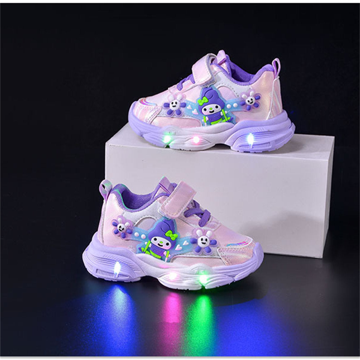 Children's girls' Sanrio cute cartoon style soft sole breathable luminous LED sports shoes