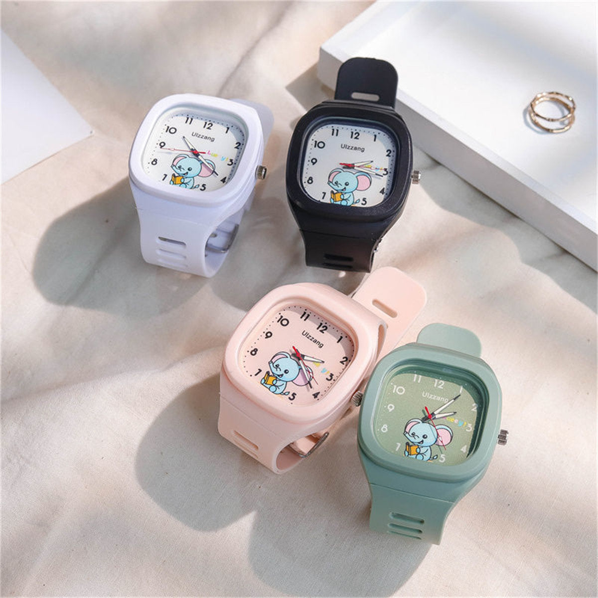 Children's boys and girls cute Dumbo student time silicone casual electronic watch