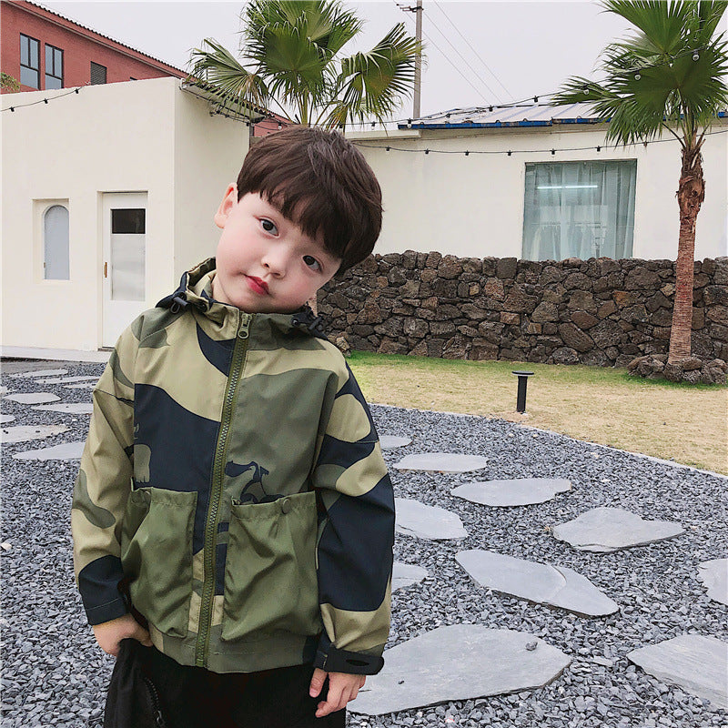 Fashion jacket for middle and large children Children's camouflage hooded jacket