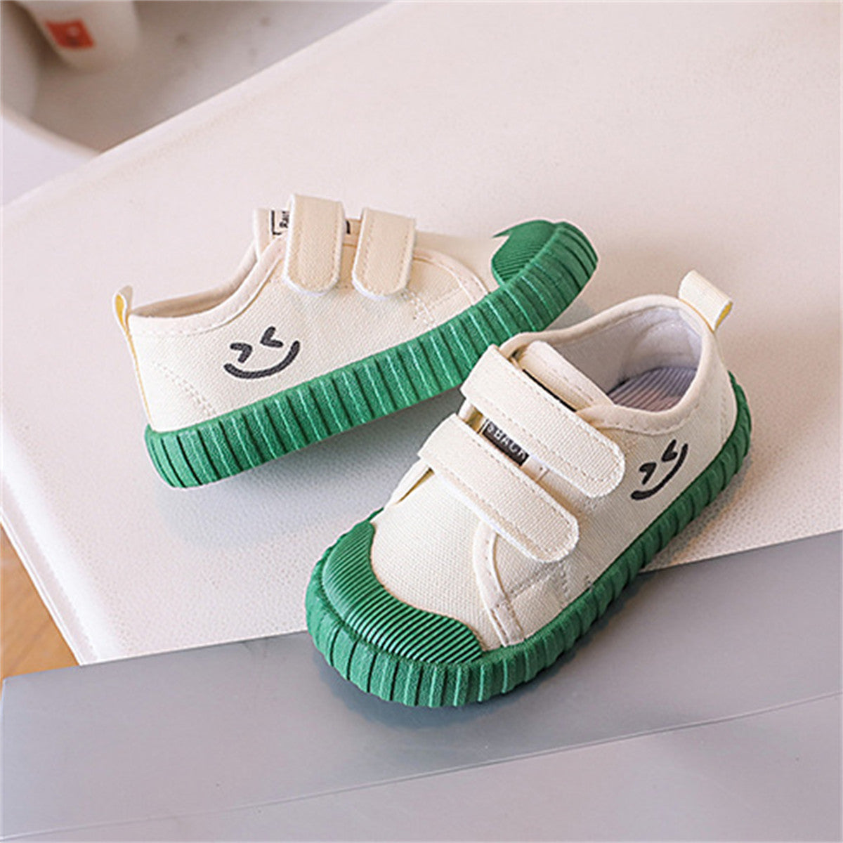 Children's colorful sole smiley face canvas shoes