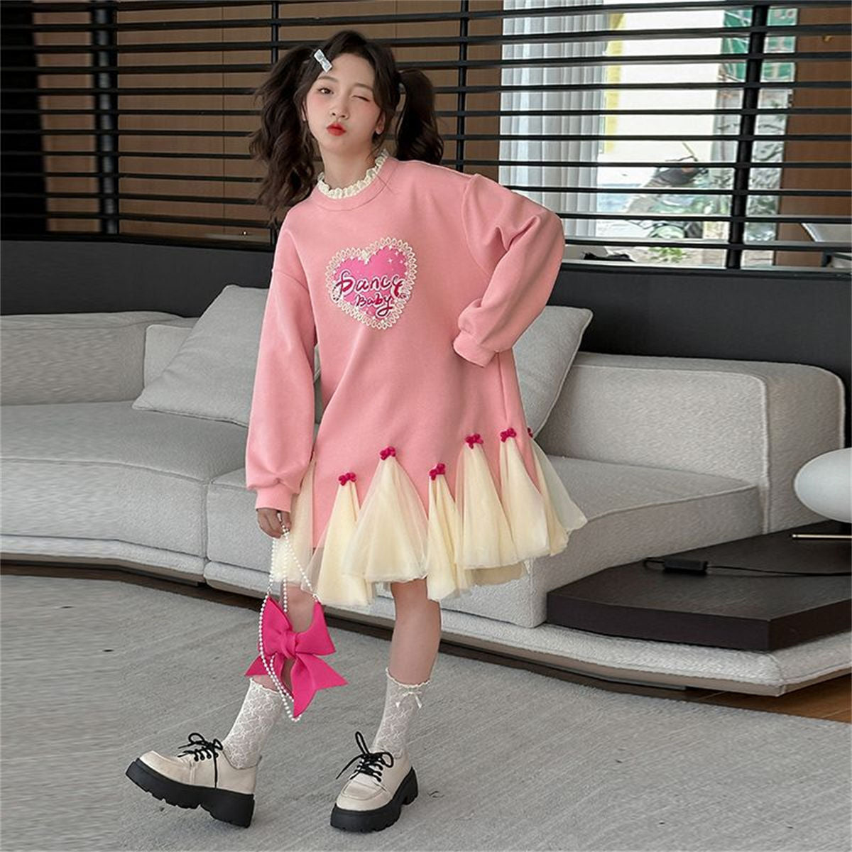 Sweet pink autumn cute bow long-sleeved dress for middle and large girls