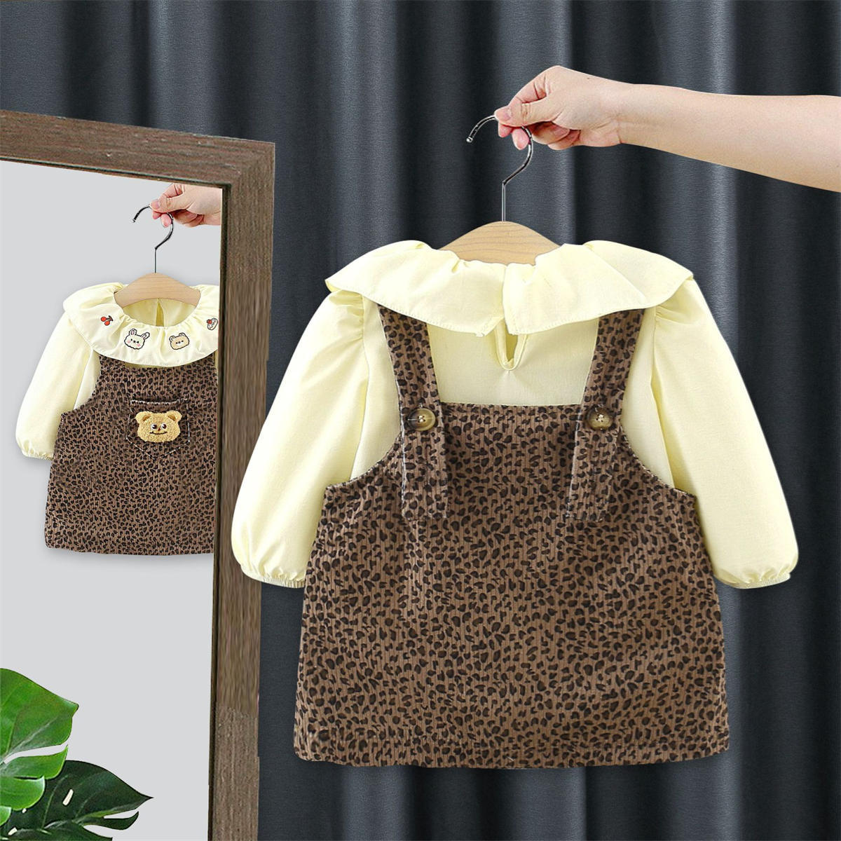 Girls Spring and Autumn College Style Leopard Print Overalls Skirt and Shirt Two-piece Set