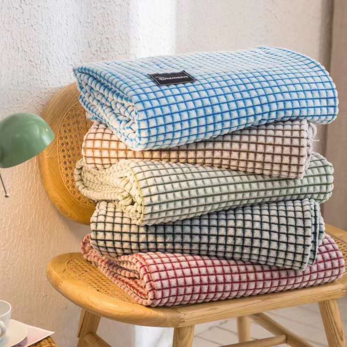 Milk velvet Falley velvet solid color plaid velvet baby blanket