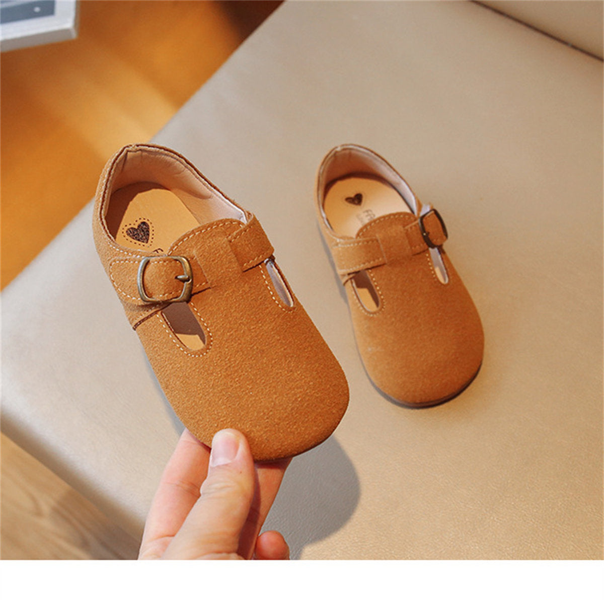 Children's girls' fashionable and versatile princess shoes, soft-soled moccasins, flat leather shoes