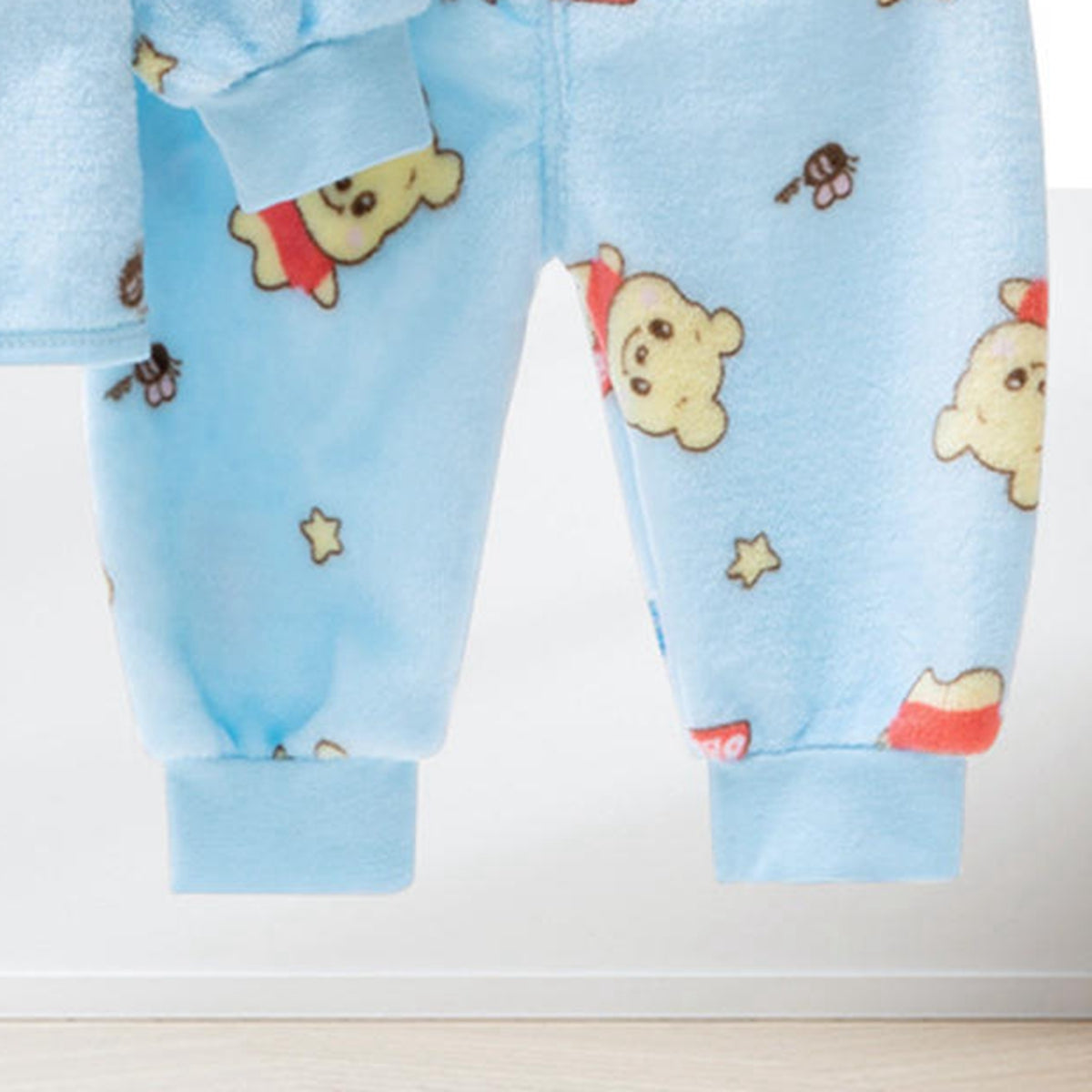 2 Pieces Baby Clothes Warm Flannel Cute Pentagram Bear Pattern Pajamas Set for Autumn and Winter