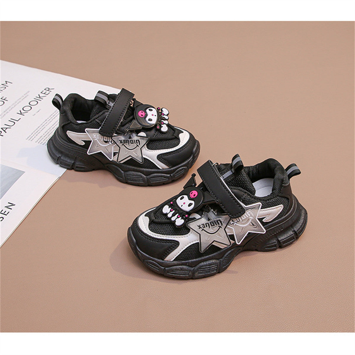 Sanrio pattern spring and autumn sports style soft sole shock absorbing sports shoes for middle and large children and girls