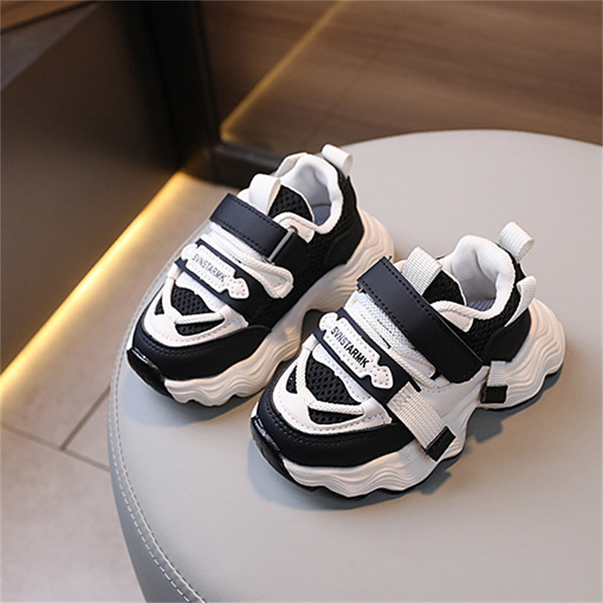 Girls' silver pink shiny temperament soft sole breathable and comfortable sports shoes