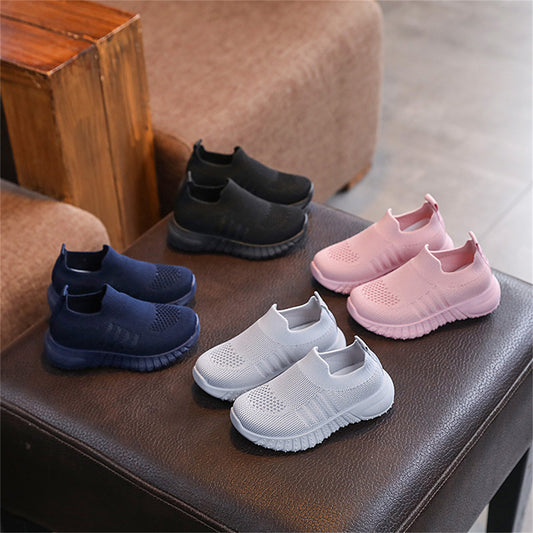 Children's solid color slip-on soft sole sports shoes